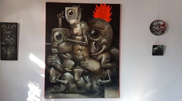 finisaj pisica patrata plus meet the artist