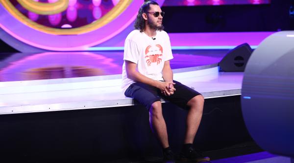 delia cucerita de energia pe care un concurent le a transmis o juratilor tu esti mai interesant decat numarul in sine