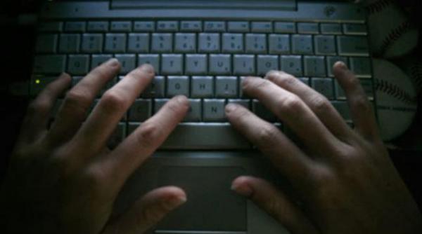 romanii investesc aproape la fel de mult ca investitorii straini pe piata locala de software