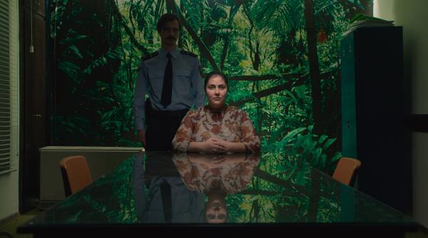 dumnezeu exista si numele lui e petrunija din 15 noiembrie in cinematografele din romania