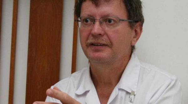 bolile pancreasului prof univ dr niculae iordache prin cele doua componente ale sale endocrina si exocrina pancreasul are o patologie foarte importanta