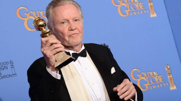 celebrul actor jon voight a fost decorat de presedintele donald trump