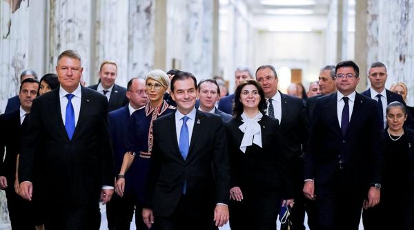 surse politice spun ca guvernul orban ar pregati primele inghetari de salarii