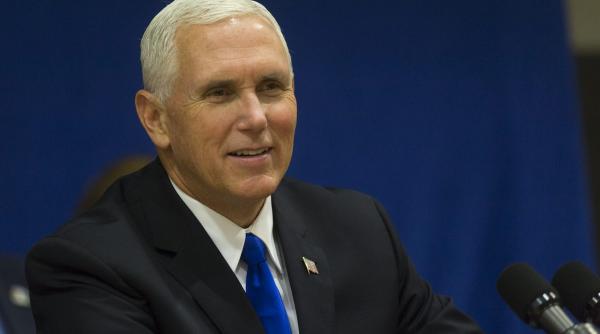 vicepresedintele american mike pence in irak dar fara a se intalni cu liderii oficiali de la bagdad