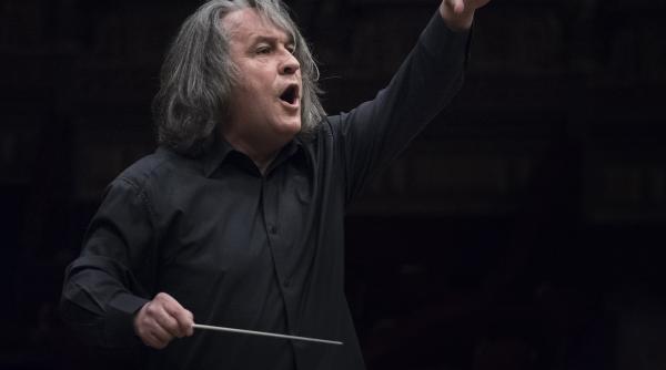 concert extraordinar haydn mozart beethoven dirijat de horia andreescu la filarmonica din pitesti