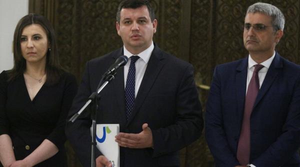 scandal si pe partea dreapta pmp nemultumit de planul lui iohannis privind anticipatele