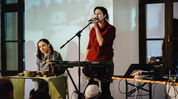 colinde in sonoritati contemporane pe scena teatrelli