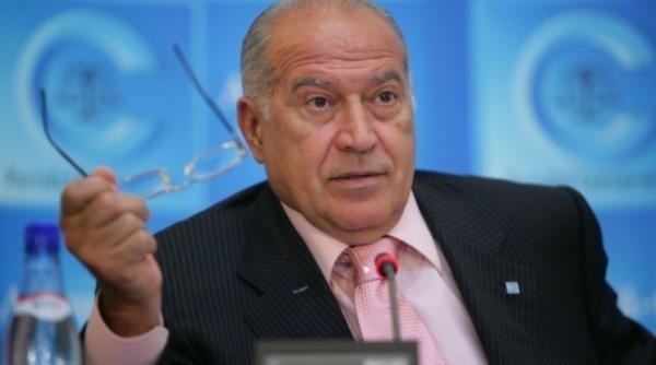 mai exista un viitor pentru ziarul print omul care a creat cel mai mare trust romanesc de presa lanseaza o provocare inedita care sunt avantajele