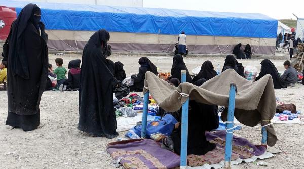 franta sotiile a doi presupusi jihadisti deportate in franta au fost inculpate