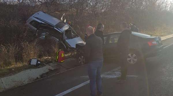 accident pe dn 1 doua persoane au fost ranite