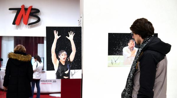 actorii tnb fac fapte bune prin intermediul unei expozitii de fotografie