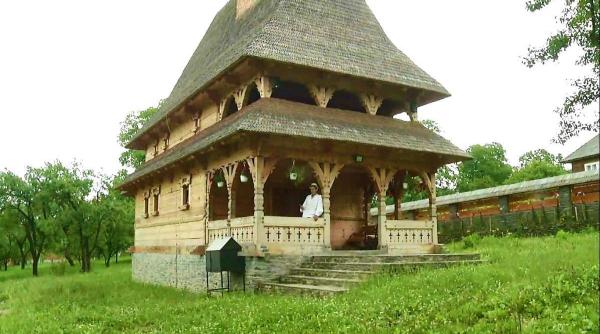 casele vechi si zonele schiabile din maramures sunt preferatele turistilor pentru vacanta de craciun