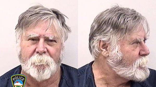 dupa ce a jefuit o banca un barbat din colorado a aruncat cu banii in aer strigand craciun fericit