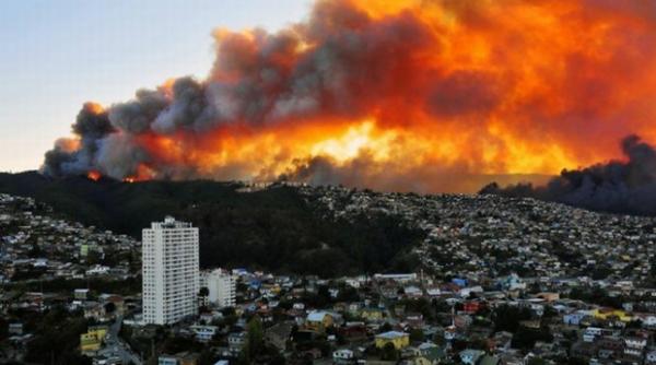 incendii de proportii in chile sute de locuinte au fost arse flacarile au fost provocate