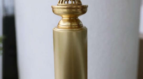 invingatorii de la gloden globes 2020 olivia colman regina serii alaturi de joaquin phoenix care a triumfat cu joker diva divelor renee zellweger the irishman al lui scorsese a ramas cu mainile goale