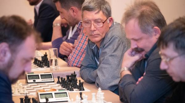 250 de ore de sah pentru corporatisti si iubitori ai sportului mintii