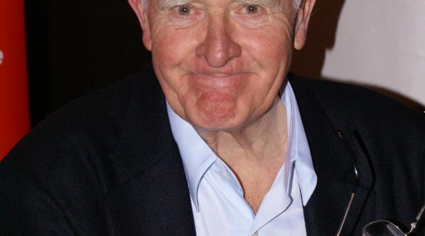 scriitorul britanic john le carre a castigat prestigiosul premiu olof palme pe 2019