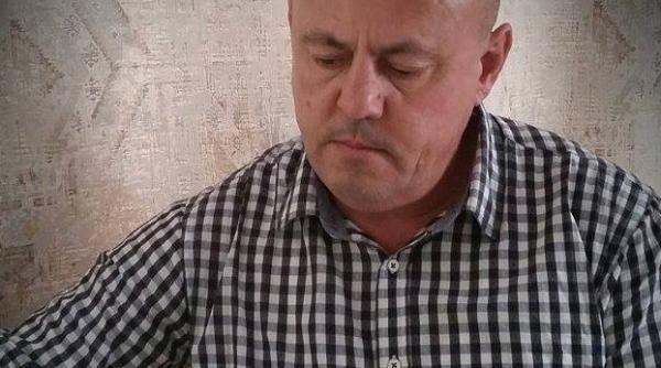 un primar din iasi a intretinut relatii intime cu doua minore traficate chiar in sediul primariei