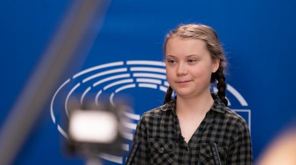 greta thunberg critica la davos