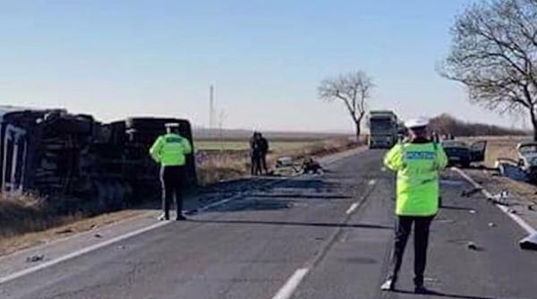 accident grav in arges o persoana a murit in urma coliziunii intre trei autoturisme si o autocisterna pe dn 65