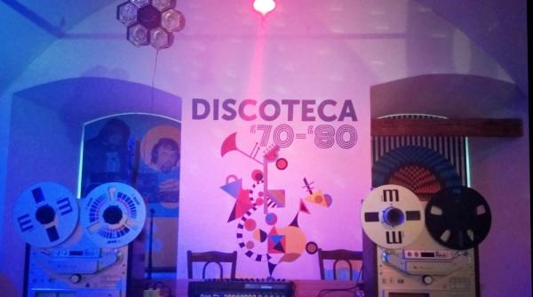 oradea prima expozitie dedicata discotecilor comuniste