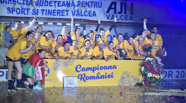 handbal feminin scm ramnicu valcea a debutat cu victorie clara in grupele principale ale ligii campionilor