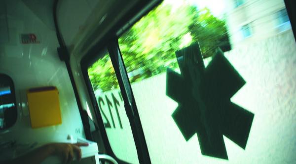 tragedie in valcea cu doua salvari si un mort cu zile tanara insarcinata ucisa de sistem