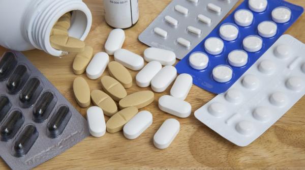 peste 500 de medicamente noi in canamed