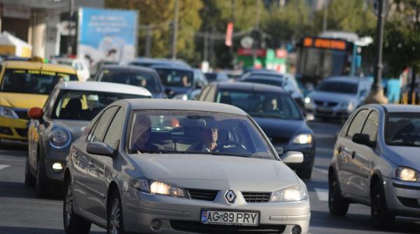 buluceala de masini vechi pe drumuri expirate