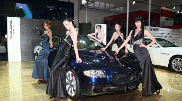 salonul beijing amanat de virus