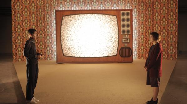 tipografic majuscul elogiat de critica internationala un hibrid curajos un film formidabil