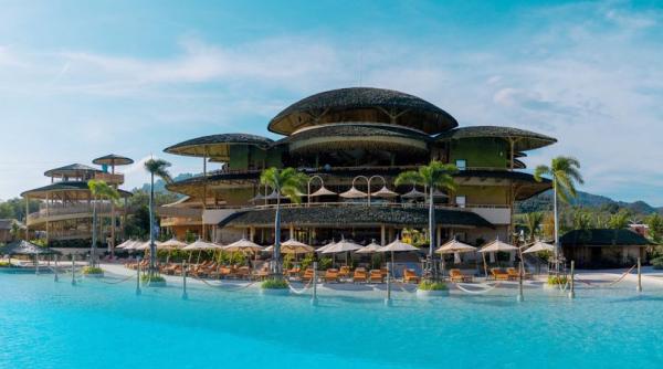 un baiat in varsta de trei ani a murit dupa ce a alunecat intr o piscina la un parc acvativ