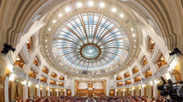 ziua z in care toata clasa politica spera sa l lase pe ludovic orban cu ochii n soare