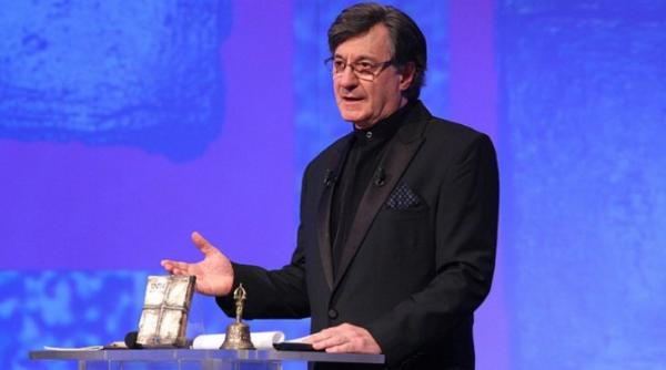 eveniment aniversar uniter ion caramitru uniter nu este o uniune a teatrelor ci a oamenilor care fac teatru a indivizilor cu talent