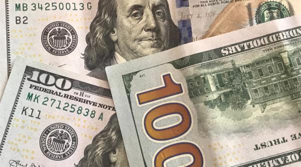 un patron american ofera salarii minime de 70 000 de dolari pe an dupa ce si a taiat propriul castig