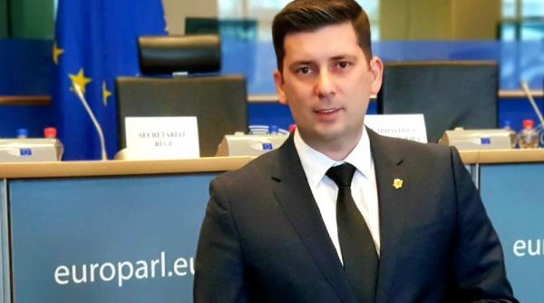 avocatul sorinei pintea vanat de institutiile de forta acum cinci ani avocata alinei bica se afla intr o situatie asemanatoare