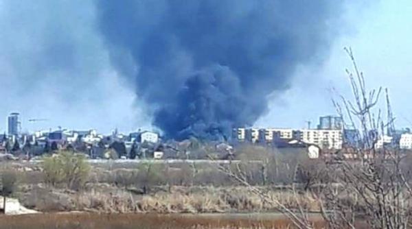 incendiu in capitala la o groapa ilegala de gunoi din zona giulesti
