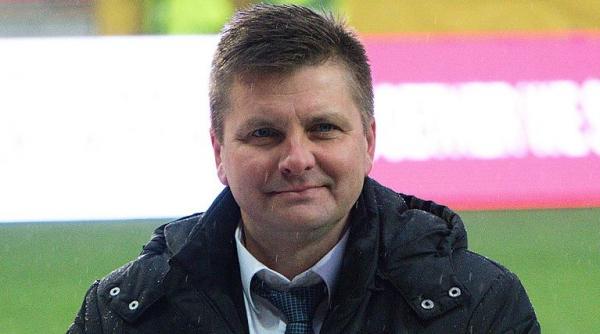 anunt oficial dinamo a anuntat despartirea de dusan uhrin