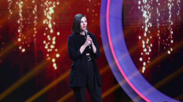 teodora nedelcu este castigatoarea celei de a treia editii iumor