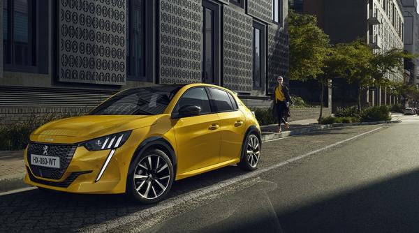 noul peugeot 208 a fost desemnat masina anului 2020