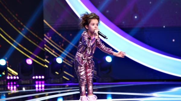 o fetita de patru ani ii jurizeaza pe loredana stefan banica si dorian popa in prima editie next star a noului sezon