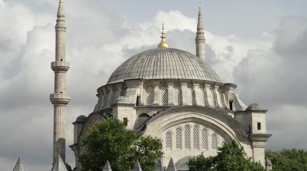 coronavirus turcia suspenda rugaciunile colective organizate in moschei