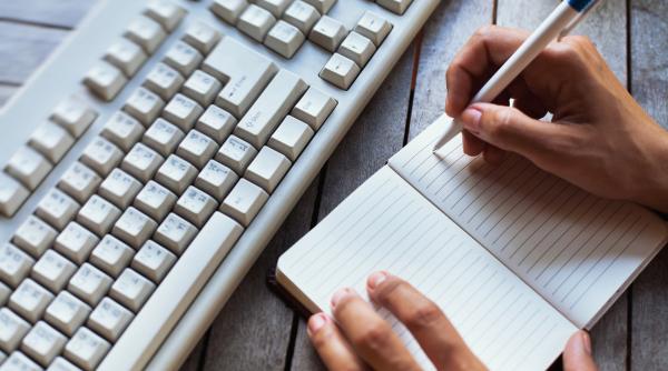 ministerul educatiei adapteaza scoala la situatia de urgenta