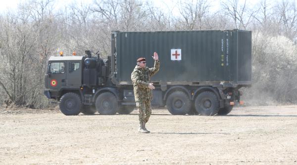 armata monteaza un spital de campanie