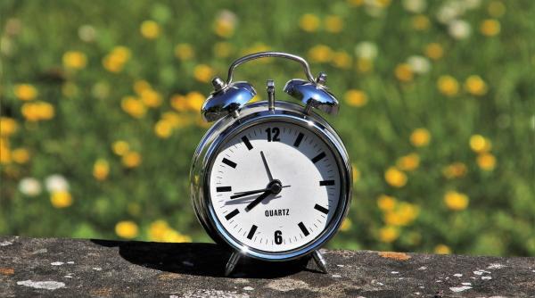 ora de vara 2020 schimbarea orei se face in aceasta noapte