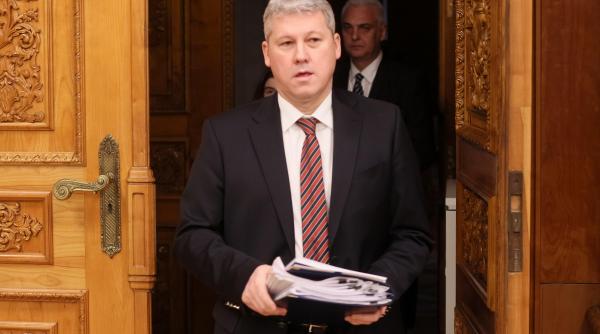 bucatarie si sala de mese la ministerul justitiei a doua zi dupa ce vela a suspendat restaurantele