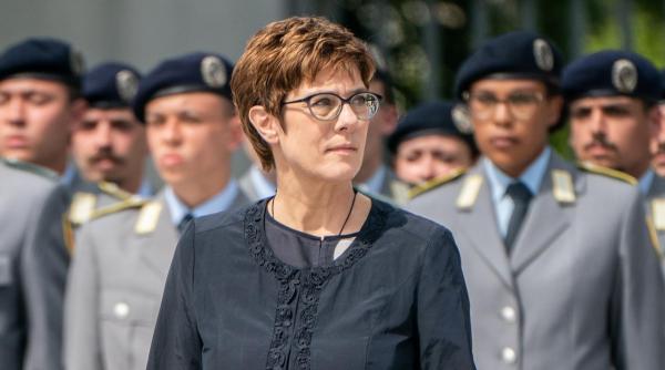 germania scoate armata in strada