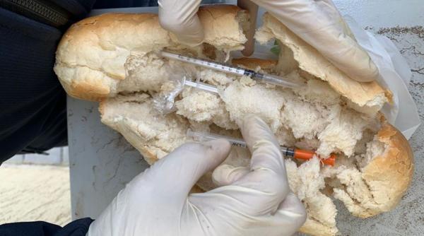 heroina livrata in paine la un centru de carantina din judetul ilfov