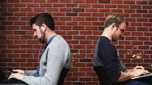 in criza se deschide sezonul la vanatoarea de capete