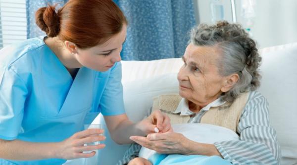 apelurile varstnicilor la linia telefonica dedicata seniorilor s au dublat